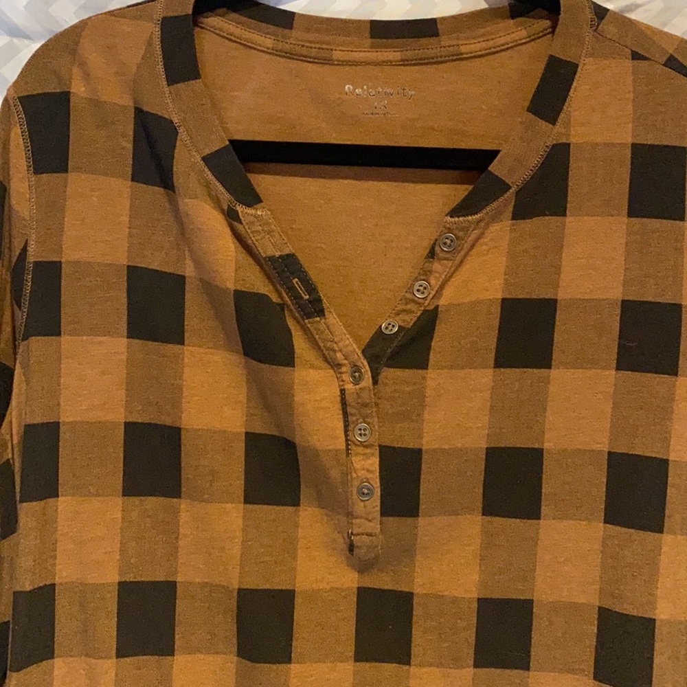 Shirt - Picture 3 of 5